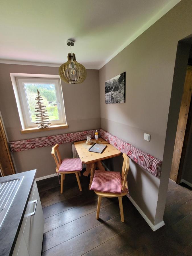 Ferienwohnungen Haus Almrausch 比荷巴赫 外观 照片